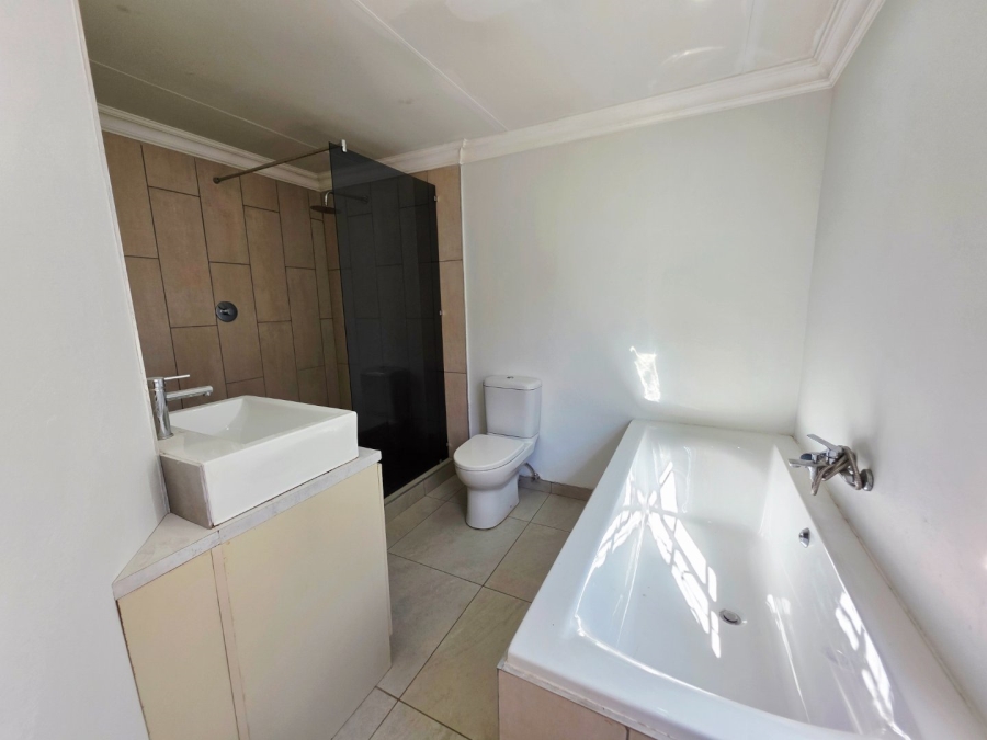 3 Bedroom Property for Sale in Generaal De Wet Free State